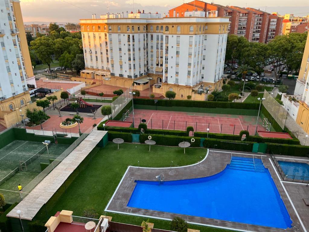 Luxury Apartment In Seville With Pool Exterior foto